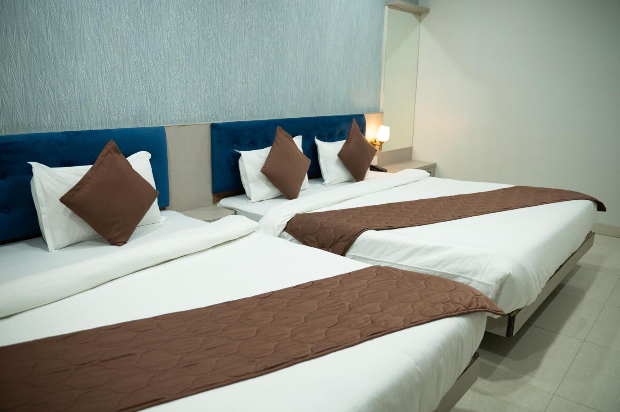 Hotel Manaal Akolia Esterno foto