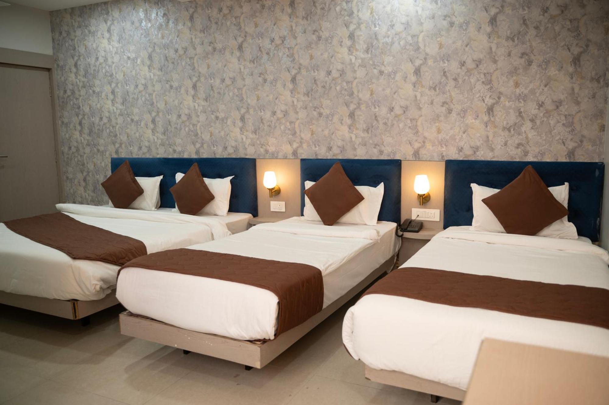 Hotel Manaal Akolia Esterno foto